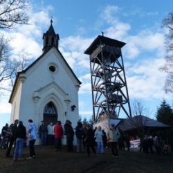Nová rozhledna v Dlažově nabízí výhled nejen na Šumavu