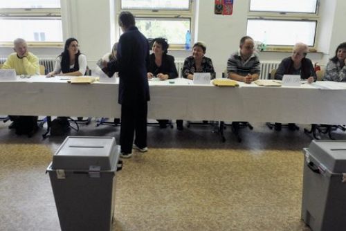Foto: Občané ve čtvrtek podiskutují s kandidáty na starostu Slovan 
