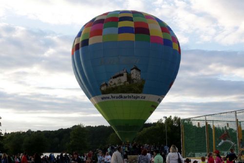 Foto: Sedmý ročník Balonové show přilákal tisíce lidí 