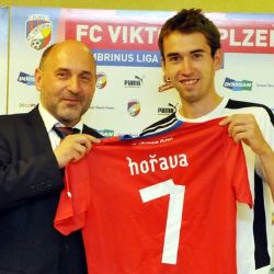 Tomáš Hořava je po operaci, v neděli nebude k dispozici 