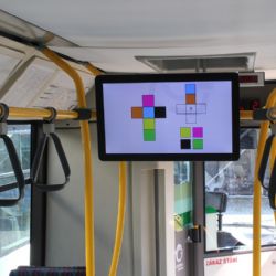 Trénovat mozek v MHD mohou cestující i v Plzni