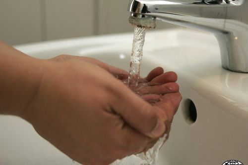 Foto: Umíte si správně mýt ruce? Zjistíte to v pondělí ve FN Plzeň 