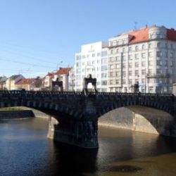 Uzavírka Wilsonova mostu v centru Plzně ničí podnikatele