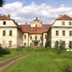 Ve středu začíná v Křimicích Divadlo na zámku