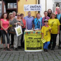 Změna pro Plzeň chce MHD za 200 Kč měsíčně 