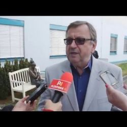 Socha Dar života zdobí Fakultní nemocnici