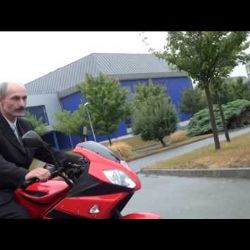 Studenti a odborníci ze ZČU v Plzni vyvinuli elektromotocykl