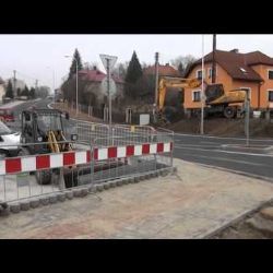 V Nepomuku mají novou kruhovou křižovatku