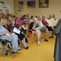 Biskup posvětil kapličku v plzeňském SeniorCentru SeneCura