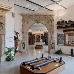 Plzeňská zbrojnice znovu otevřena - muškety z třicetileté války na vlastní oči