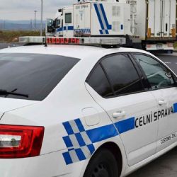 Podnikatel na dálnici uhradil milionový dluh celní správě na místě