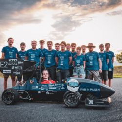 Tým UWB eRacing Pilsen boduje v elitní desítce na Formula SAE Italy 2025