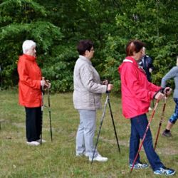 Výlety Nordic Walking pro seniory