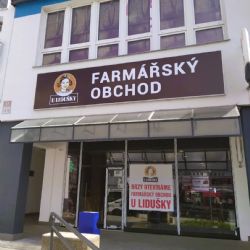 Čtvrtek 5. května otevíráme nový farmářský obchod a bistro na Lochotíně, na rohu Gerské a Studentské.