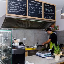 Na Roudné jsme pro vás otevřeli první farmářské bistro v Plzni.