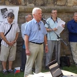 Protestní demonstrace vlasteneckých organizací proti sudetoněmeckému kongresu v Plzni