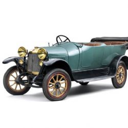 120 let automobilky ŠKODA: 15 jedinečných veteránů na výstavě Techno Classica v Essenu