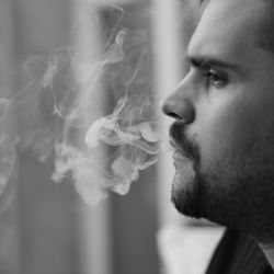 Plzeňský rapper Majk Kasl představuje nový song Nemusíš