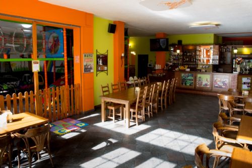 Foto: PIZZA DOMA je pohodová restaurace pro rodiny s dětmi