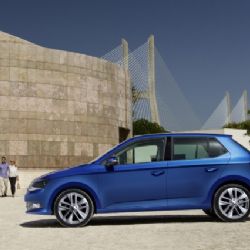 ŠKODA v březnu prodala více než 100 000 vozů