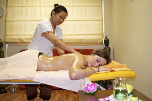 Foto: Uvolněte své tělo a mysl při tradiční thajské masáži