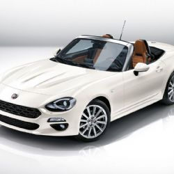 Velmi atraktivní nový Fiat 124 Spider bude k vidění a prodeji v autosalonu AUTO CB Plzeň 