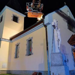 Drogy, žloutenka a škoda za 150 tisíc - muž zničil historickou kapli