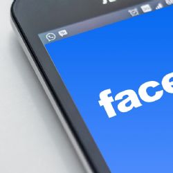 Michalu M. hrozí tři roky vězení za nenávistné komentáře na Facebooku