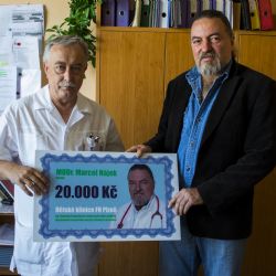 Přednášky Marcela Hájka o islámu přinesly nemocným dětem 20 tisíc Kč