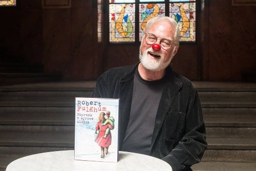 Obrázek - Americký spisovatel Robert Fulghum přijede představit svou knihu  do Měšťanské besedy v Plzni
