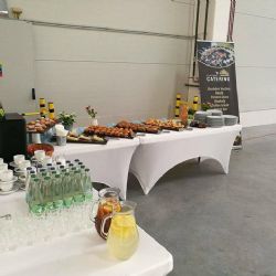 Otevíráte novou provozovnu? Nezapomeňte na catering!