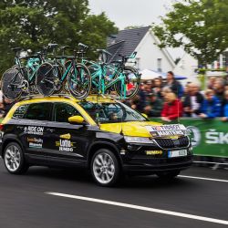 ŠKODA KAROQ nadchla diváky na Tour de France
