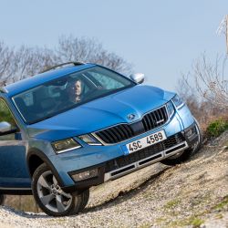 ŠKODA OCTAVIA SCOUT: Univerzální vůz i pro výlety mimo asfaltové silnice