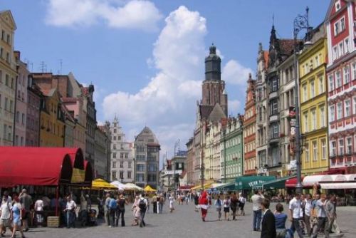 Foto: Evropskými hlavními městy kultury se po Plzni stanou Wrocław a San Sebastián  