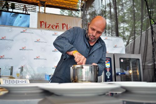 Foto: Startuje FRESH Festival. Maraton plný špičkového jídla, vaření a známých osobností 