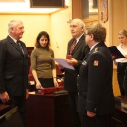 Hejtman ocenil dvacítku hasičů, například za záchranu tonoucího chlapce 