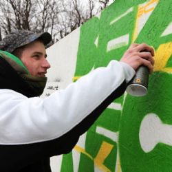 Hlídka chytila sprejera ve Skvrňanech při akci