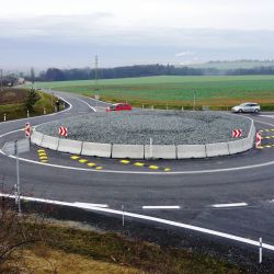 Kraj získal ocenění za nový kruhový objezd u Letkova 