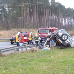 Na obchvatu Třemošné bourala dvě auta, zranily se i děti 
