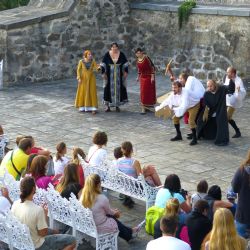 Návštěvnická a stavební sezona na Bečově skončila, hrad se otevírá dál v listopadu i prosinci