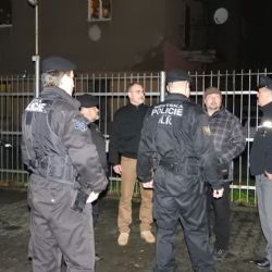 Plzeň chce zvýšit bezpečnost Americké ulice, chystá opatření. Poprvé policisté vyrazili v pátek  