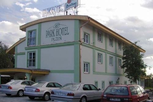 Foto: Počet turistů v Plzni roste, hotely jich mají o polovinu víc než loni