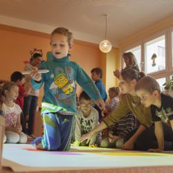 Předškolní děti v česko-německém příhraničí budou objevovat Sousední světy – Nachbarwelten 
