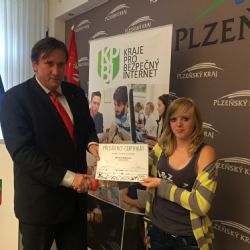 Školačka z Blatnice vyplnila kvíz a vyhrála mobil
