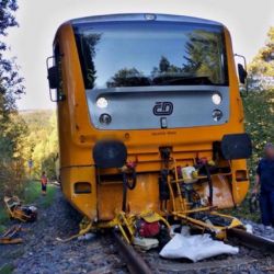 Trať Klatovy - Železná Ruda stála kvůli nehodě do pozdních večerních hodin