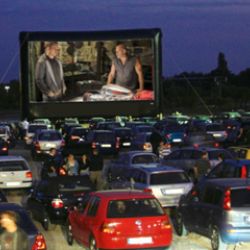 V červnu bude na místě bývalého kulturáku v Plzni promítat autokino