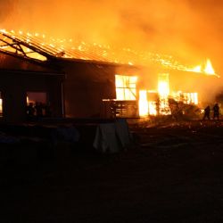 V Dobřívě  v noci hořela pila, škody půjdou do milionů