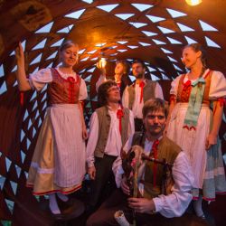 Vychází první folklorní sbírka Plzeňských písní. K vydání pomohly stovky lidí 
