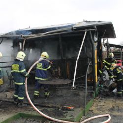 Za Chodovou Planou hořel kiosek, škoda 300 tisíc