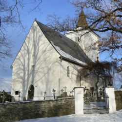 Závěr roku na Mouřenci: Žihelský sbor a silvestrovská půlnoční mše